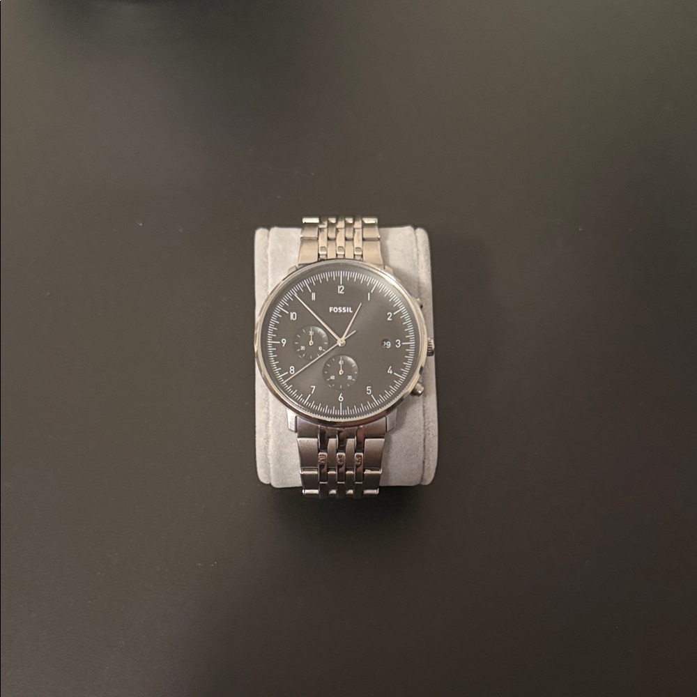 Fossil Men's Black Dial Silver Bracelet Watch